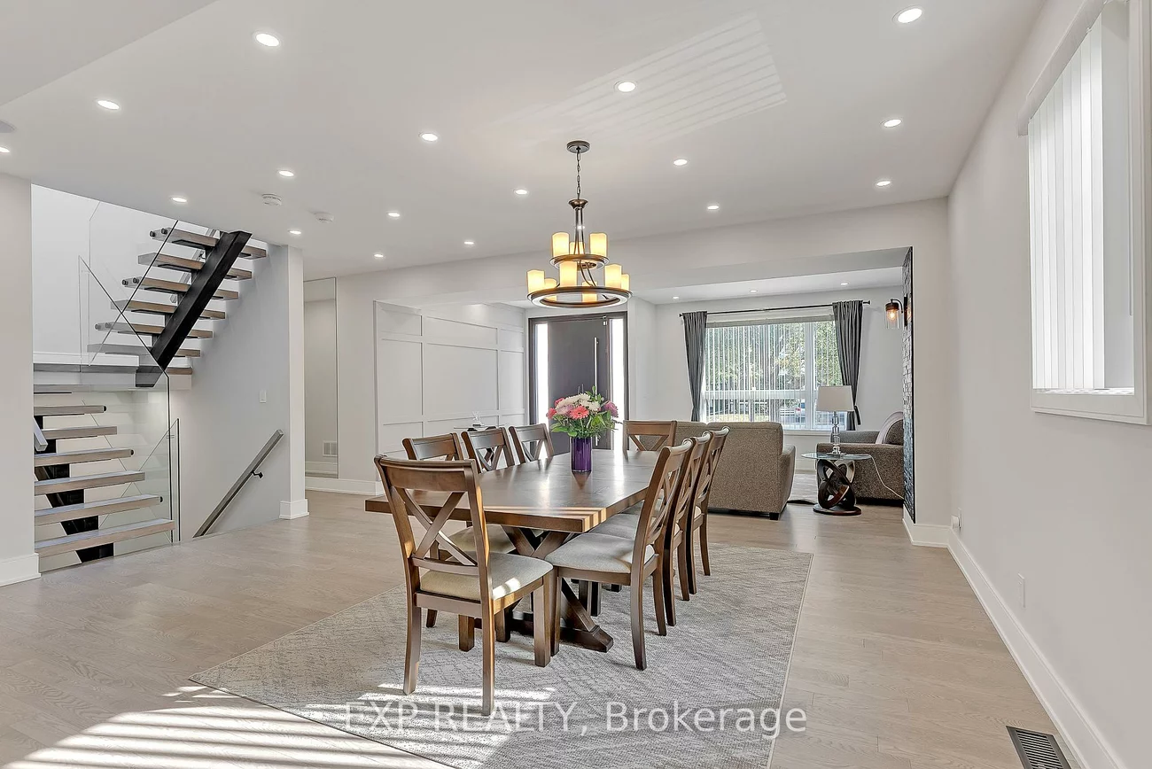 393, Burnhamthorpe, Islington-City Centre West, Toronto