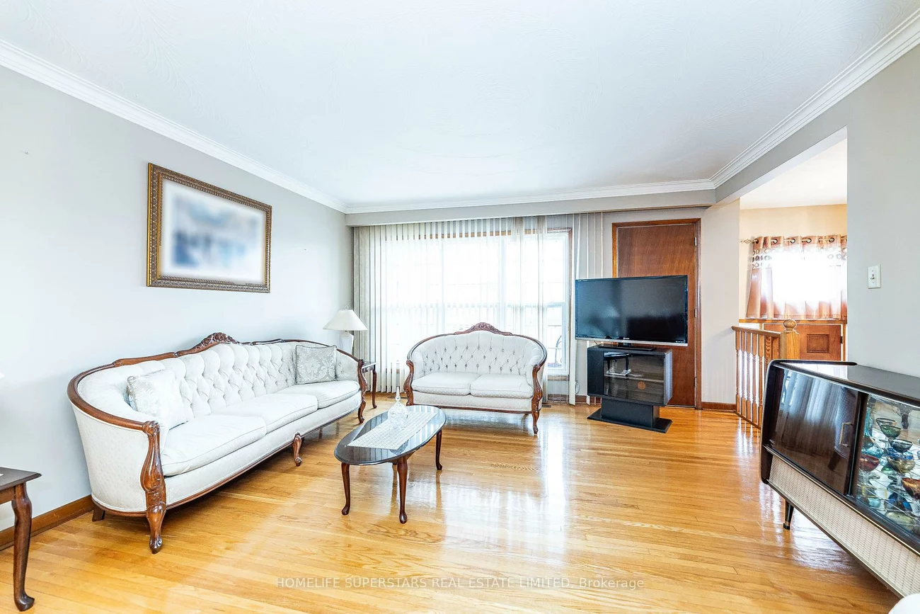 7, Benrubin, Humber Summit, Toronto