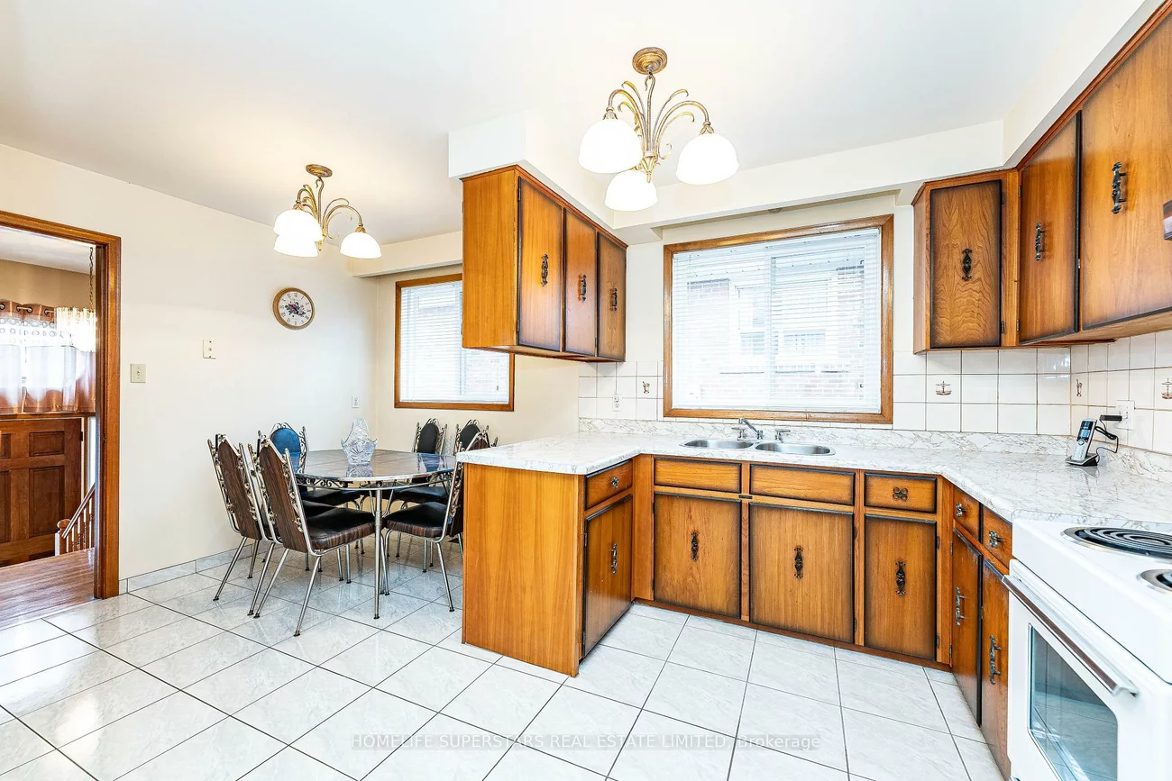 7, Benrubin, Humber Summit, Toronto
