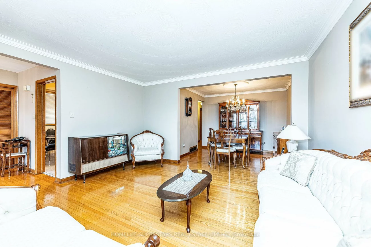7, Benrubin, Humber Summit, Toronto