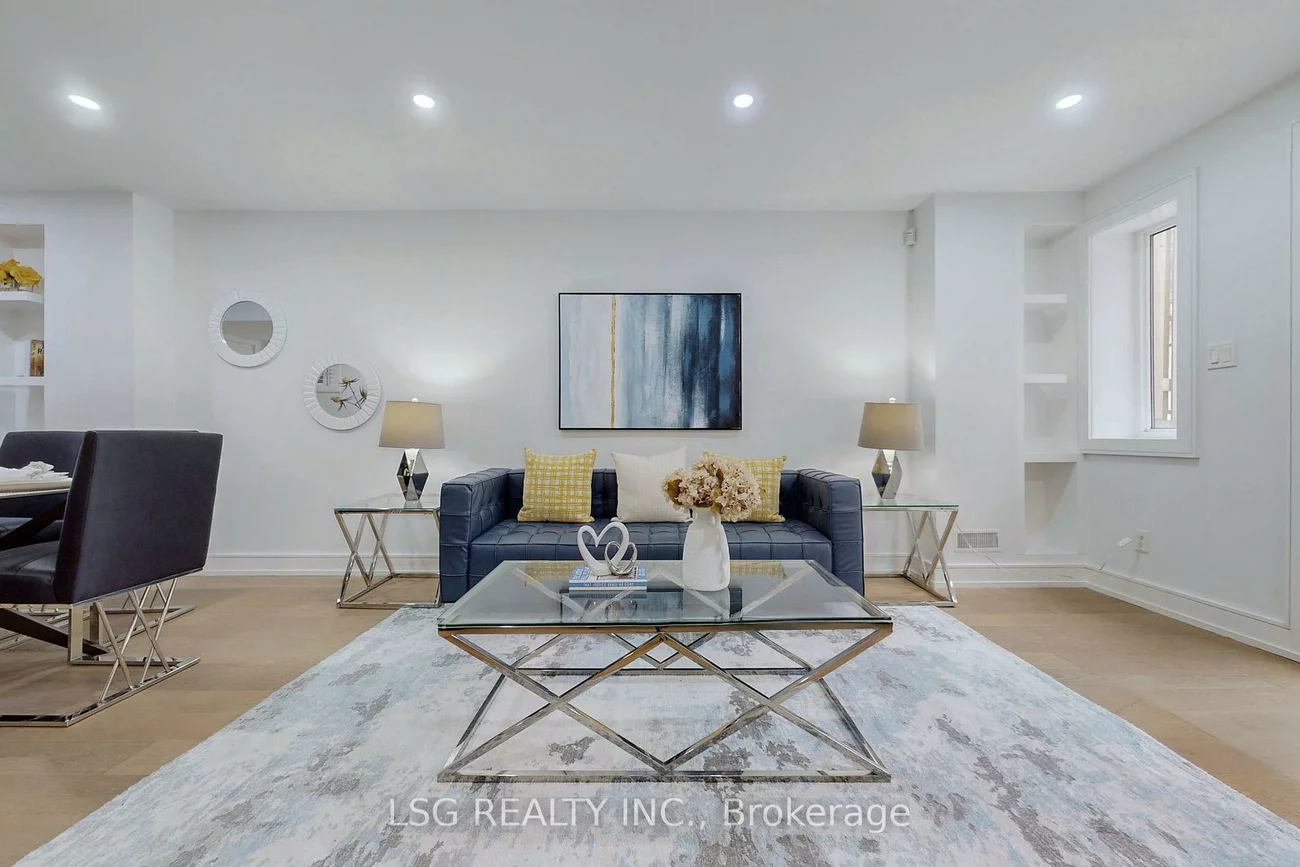 868, Shaw, Dovercourt-Wallace Emerson-Junction, Toronto