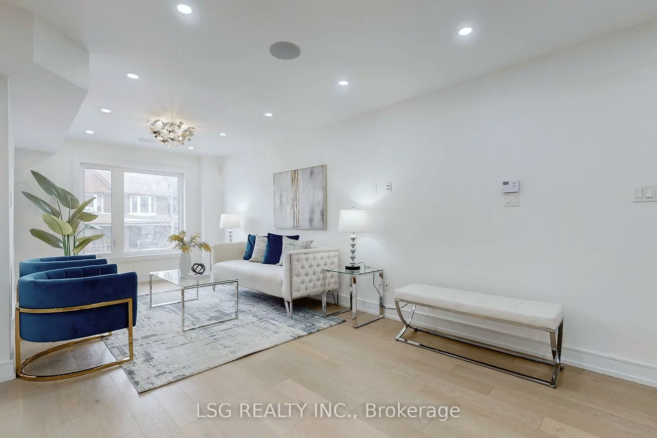 868, Shaw, Dovercourt-Wallace Emerson-Junction, Toronto