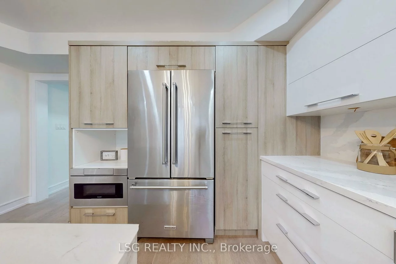 868, Shaw, Dovercourt-Wallace Emerson-Junction, Toronto