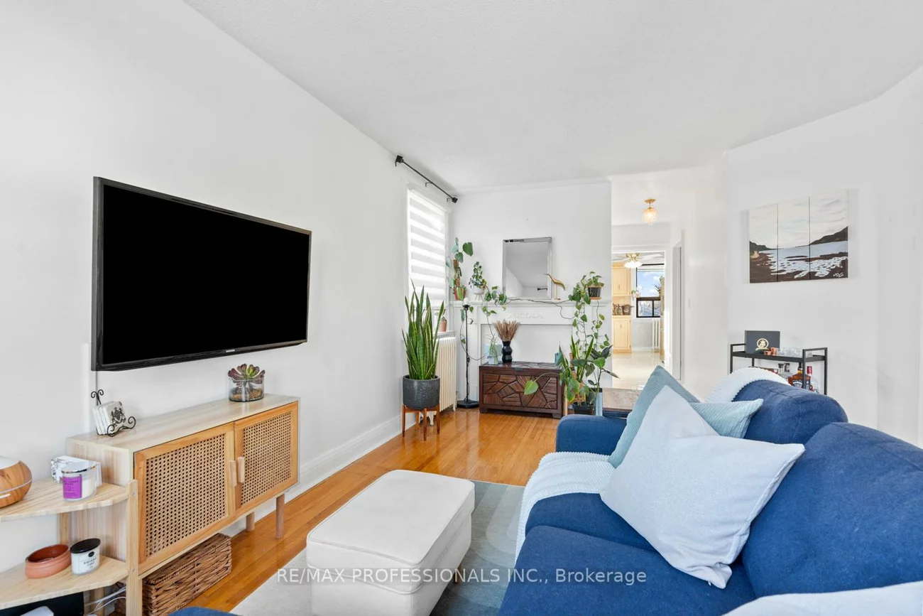 53, Beechborough, Beechborough-Greenbrook, Toronto