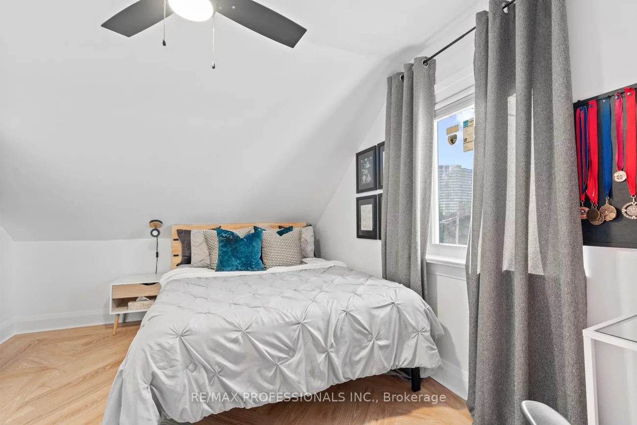 53, Beechborough, Beechborough-Greenbrook, Toronto