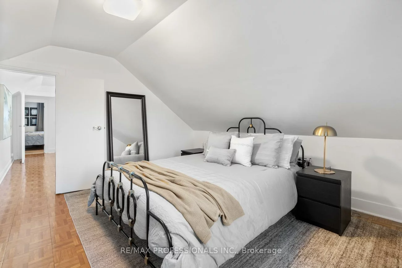 53, Beechborough, Beechborough-Greenbrook, Toronto