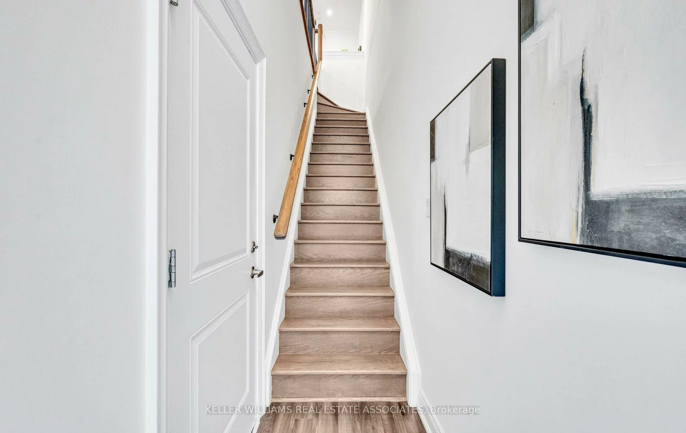 79, Elder, Long Branch, Toronto