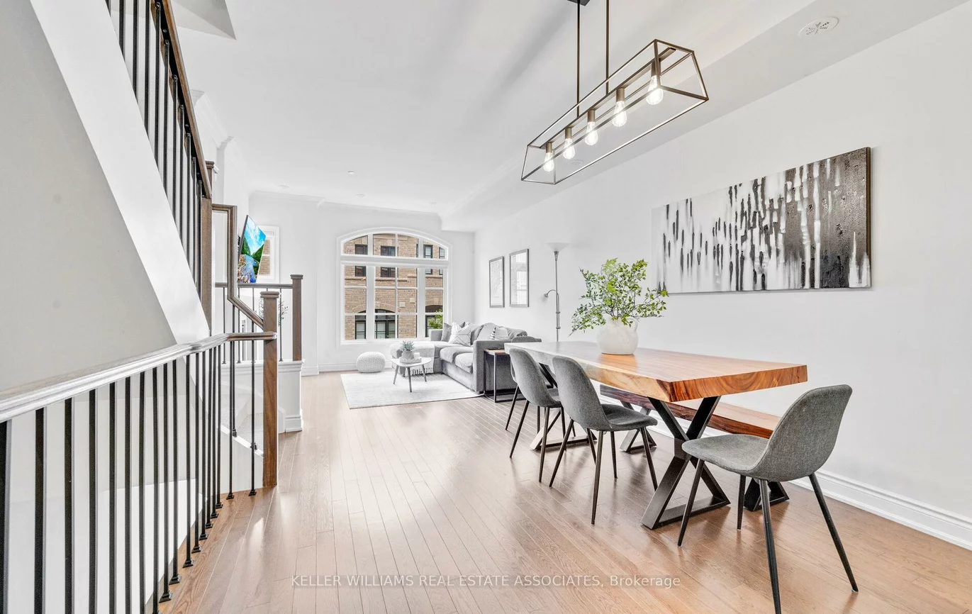 79, Elder, Long Branch, Toronto