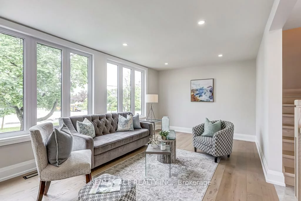 7, Brookmere, Rexdale-Kipling, Toronto