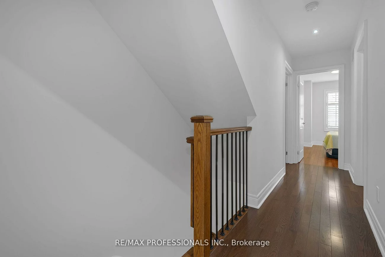 59, Furrow, Islington-City Centre West, Toronto