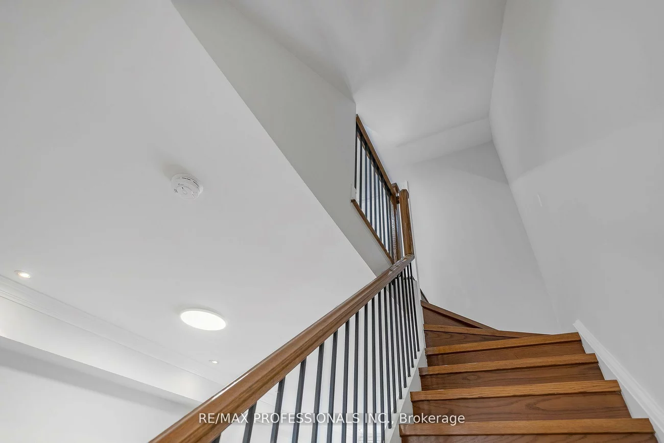 59, Furrow, Islington-City Centre West, Toronto