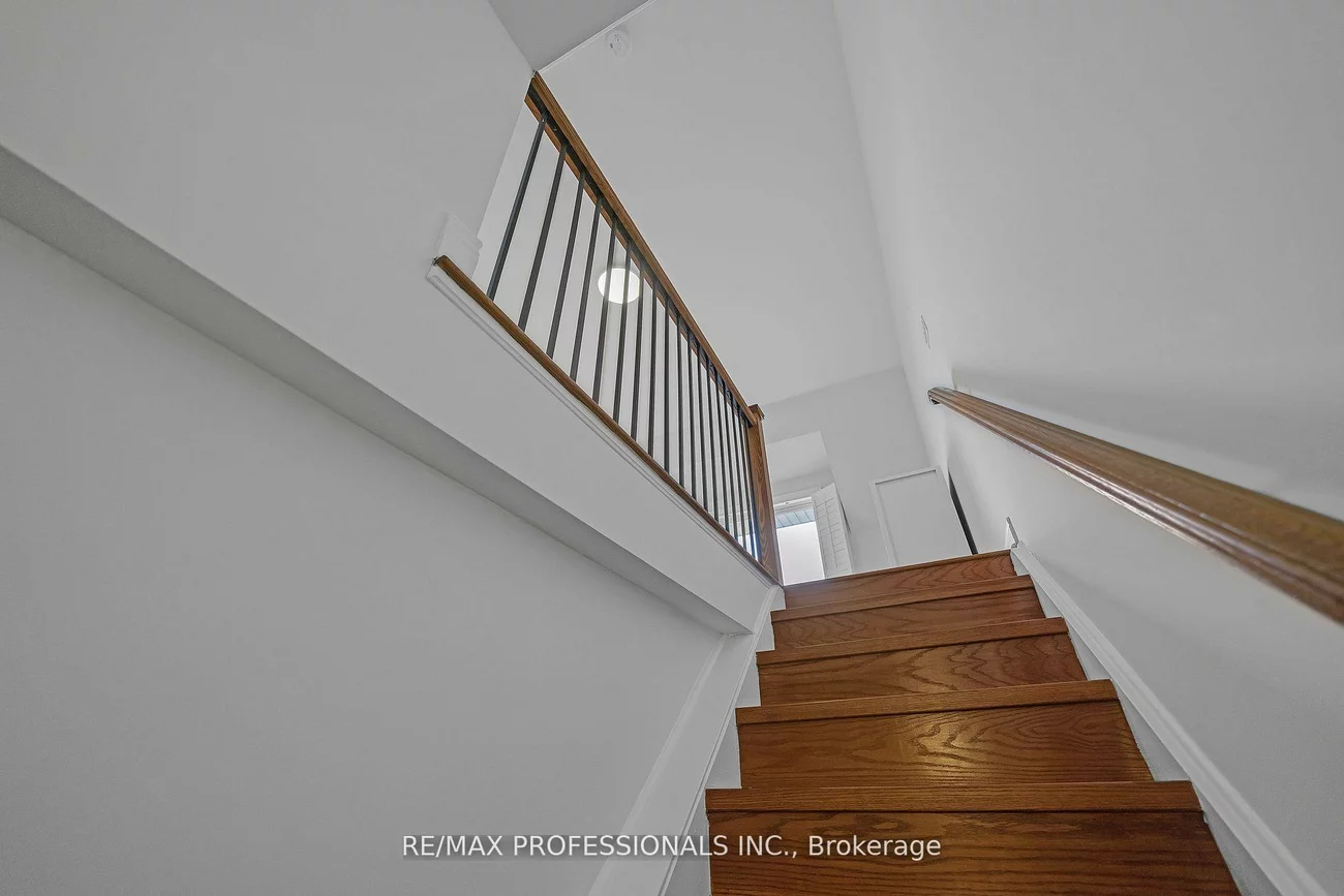 59, Furrow, Islington-City Centre West, Toronto