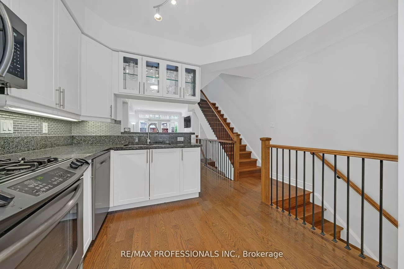 59, Furrow, Islington-City Centre West, Toronto