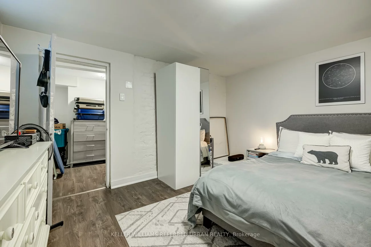 3, Fifth, New Toronto, Toronto