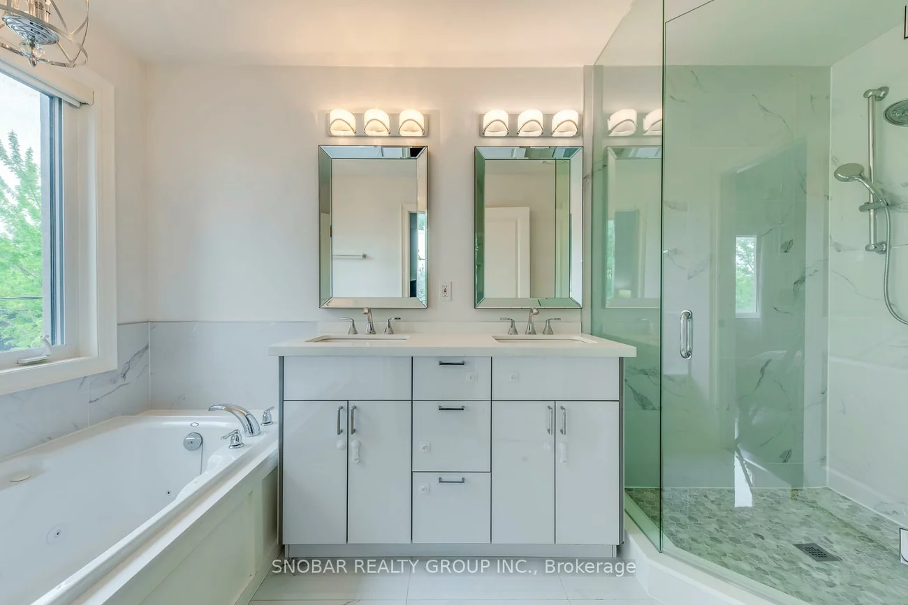 797, Oxford, Mimico, Toronto