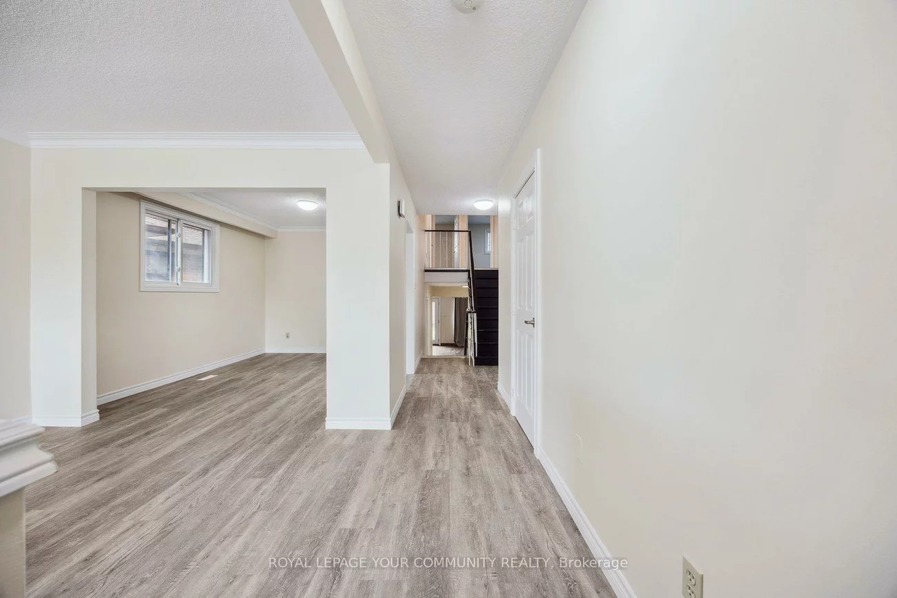 5, Annabelle, Mount Olive-Silverstone-Jamestown, Toronto