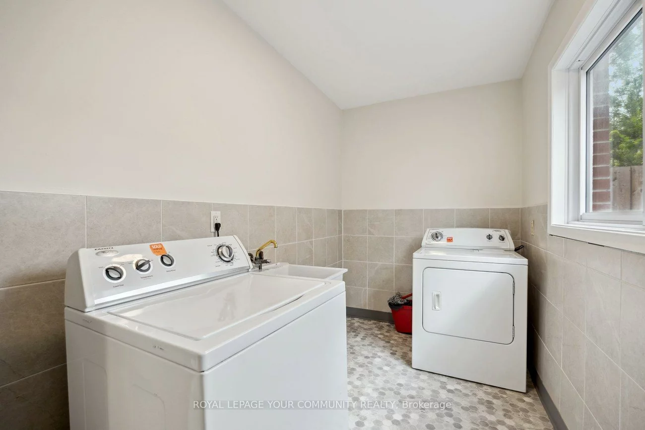 5, Annabelle, Mount Olive-Silverstone-Jamestown, Toronto