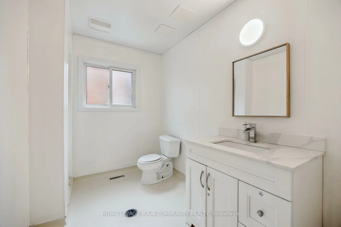 5, Annabelle, Mount Olive-Silverstone-Jamestown, Toronto