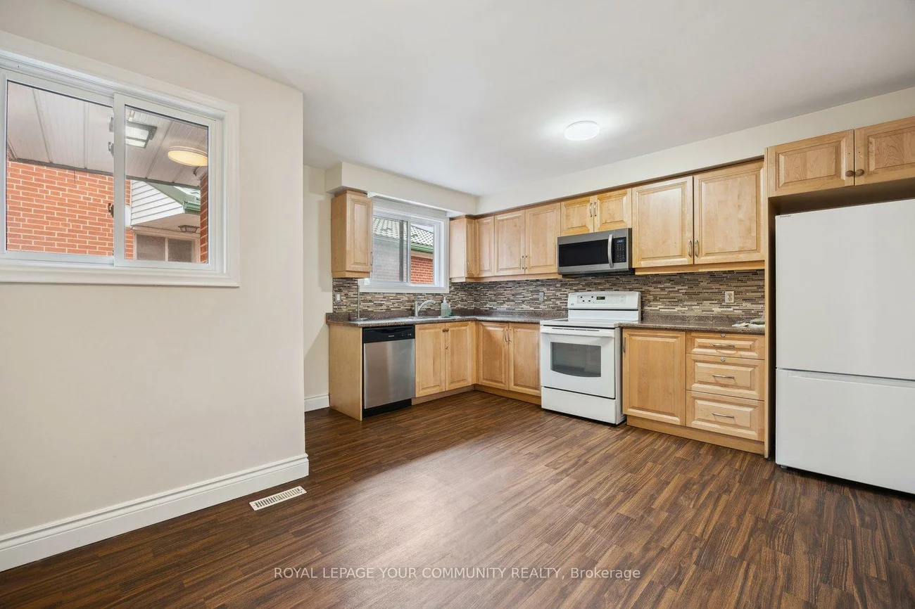 5, Annabelle, Mount Olive-Silverstone-Jamestown, Toronto