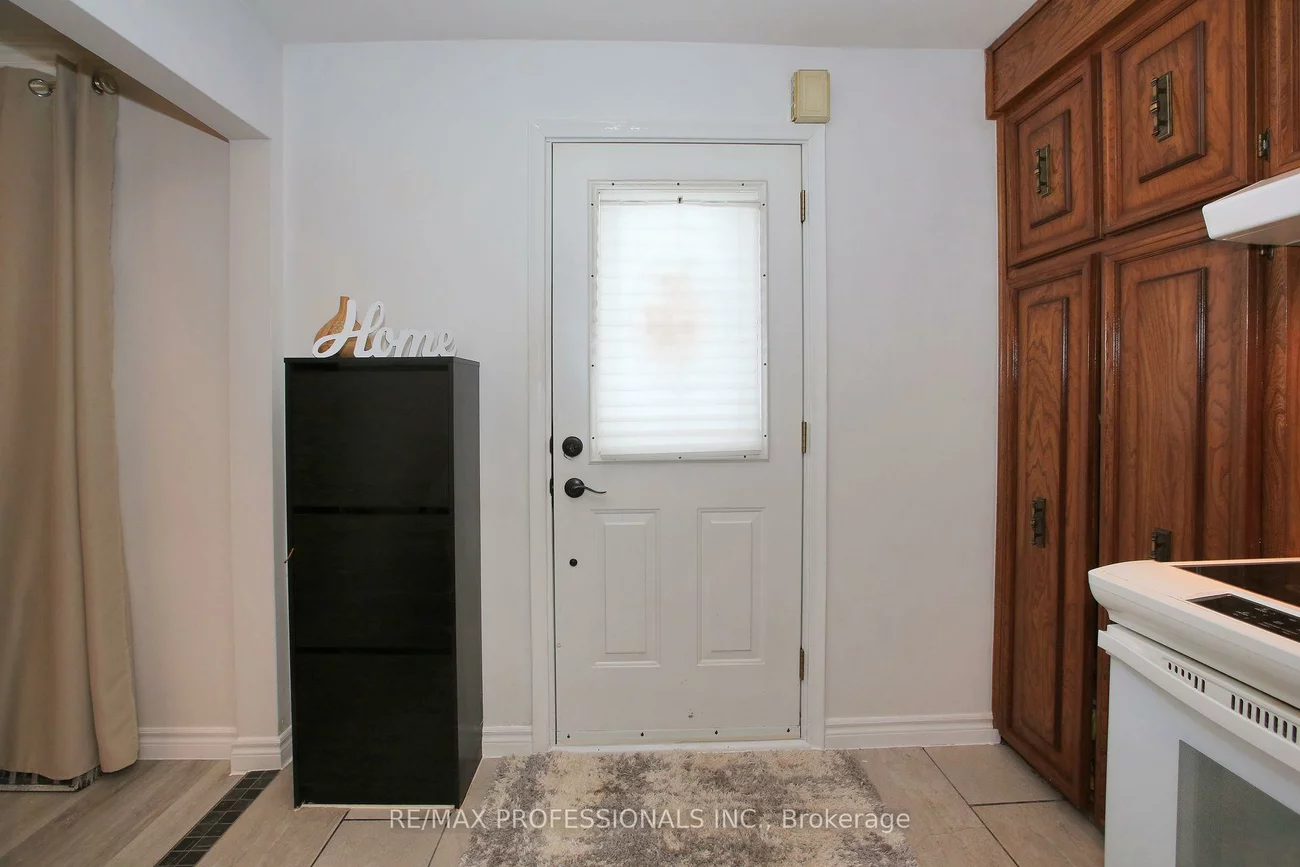 96, Nordin, Islington-City Centre West, Toronto