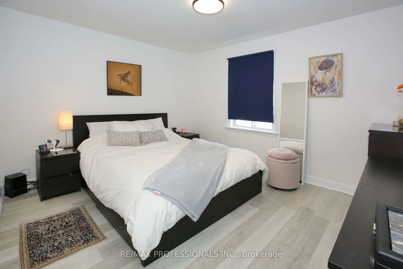 96, Nordin, Islington-City Centre West, Toronto