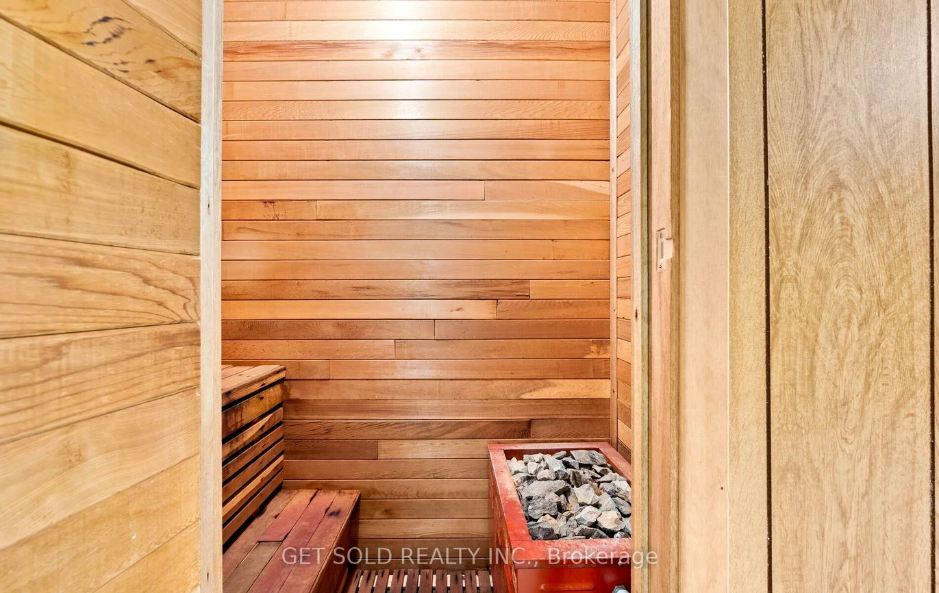 43, Grovetree, Thistletown-Beaumonde Heights, Toronto