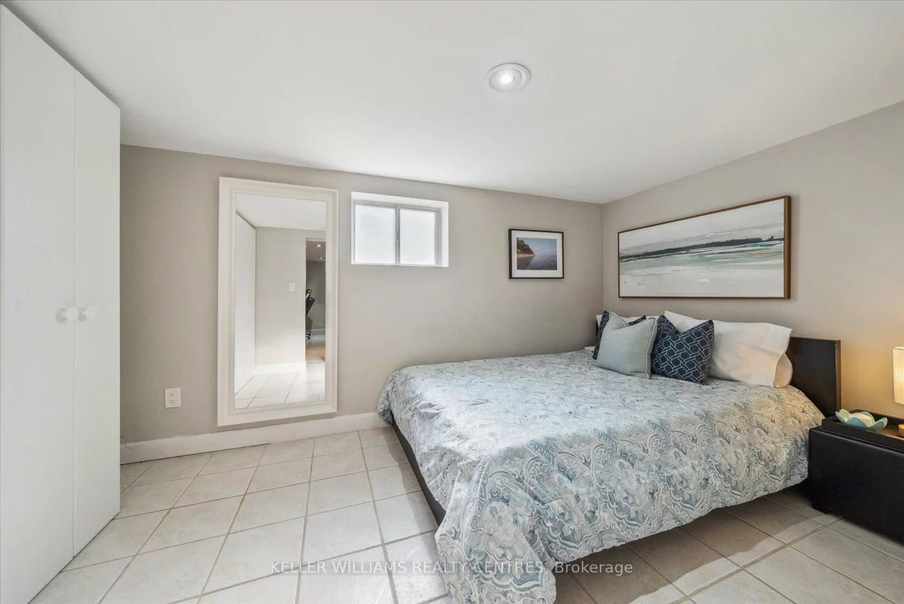 13, Villa, Long Branch, Toronto