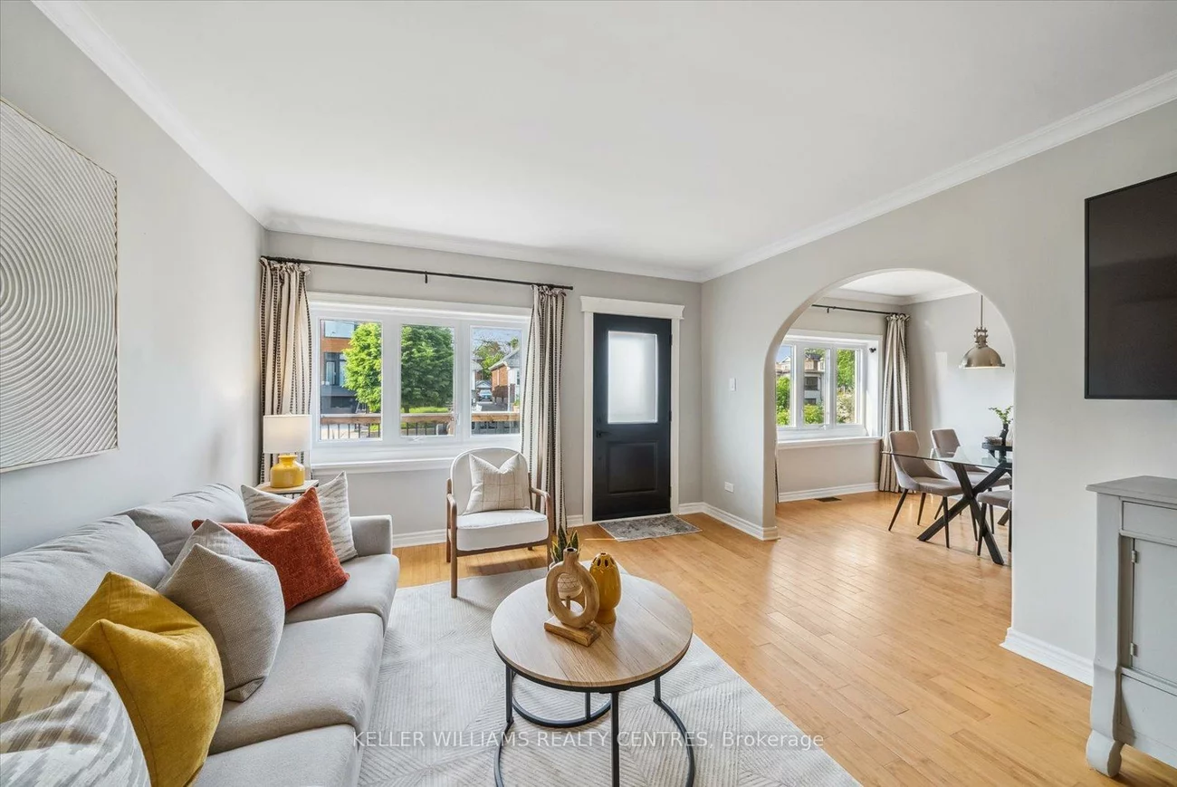13, Villa, Long Branch, Toronto