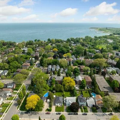 13, Villa, Long Branch, Toronto