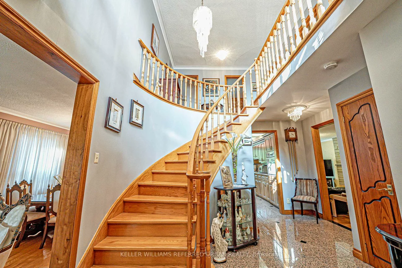 55, Chiswick, Brookhaven-Amesbury, Toronto