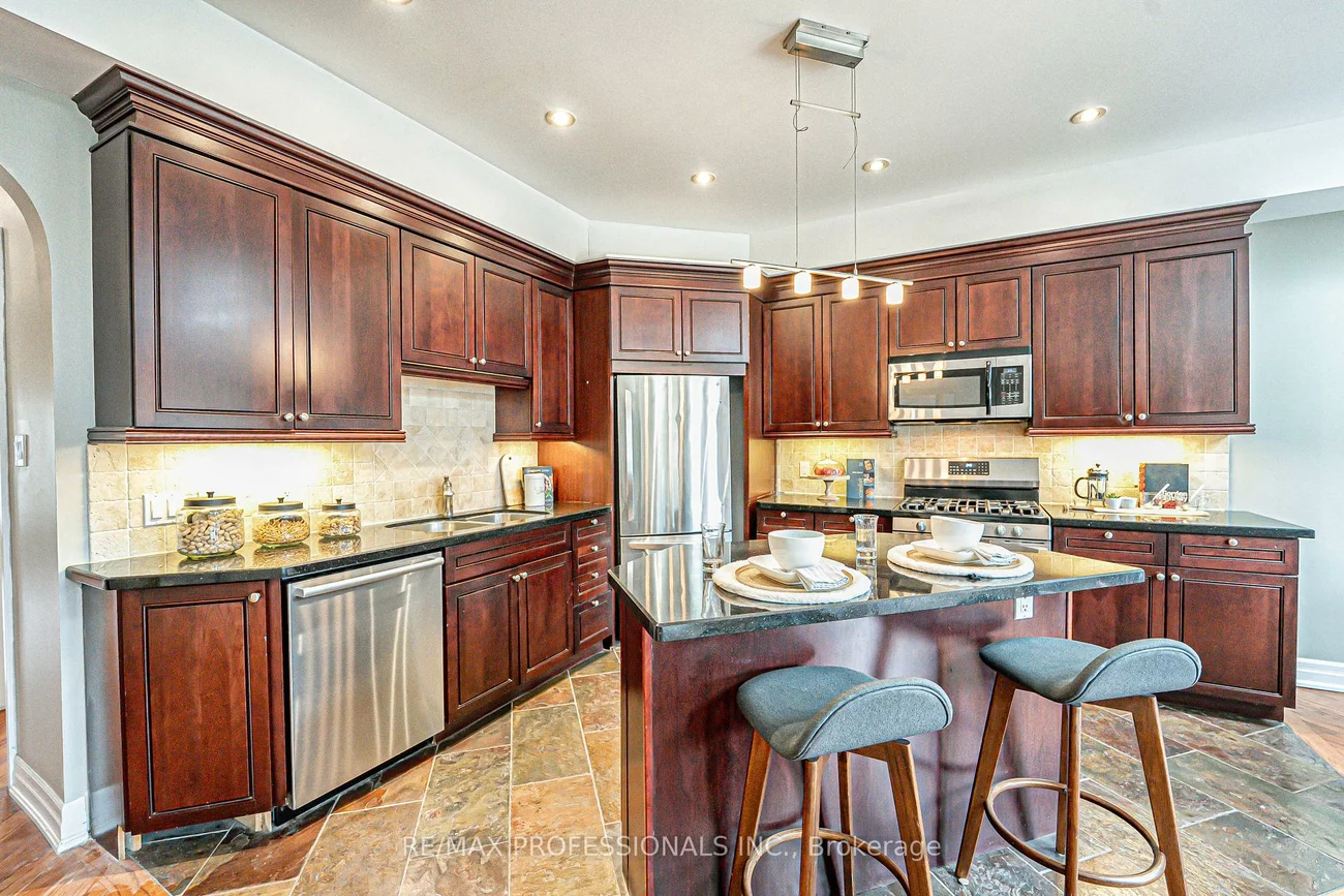116, Lake Shore, New Toronto, Toronto
