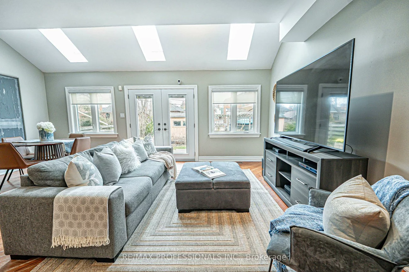 116, Lake Shore, New Toronto, Toronto
