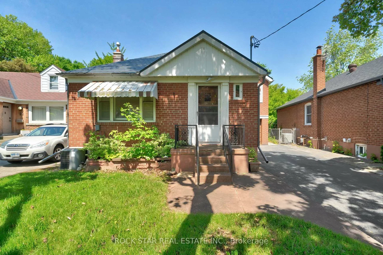 20, Westleigh, Alderwood, Toronto