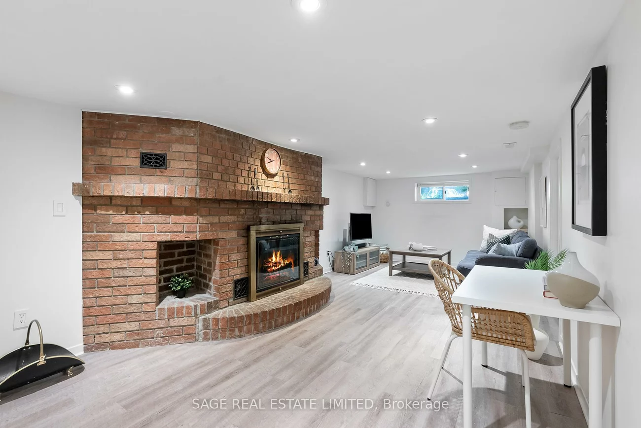 4047, Old Dundas, Lambton Baby Point, Toronto