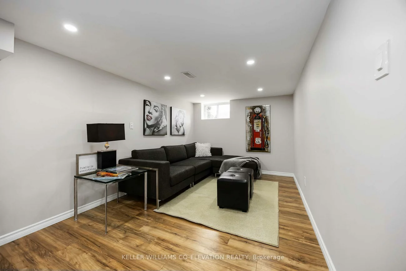 383, Rimilton, Alderwood, Toronto