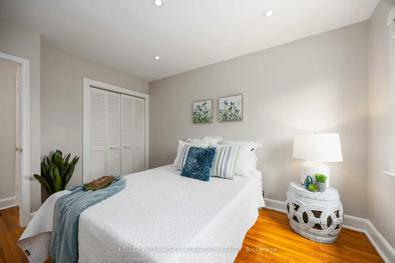 383, Rimilton, Alderwood, Toronto