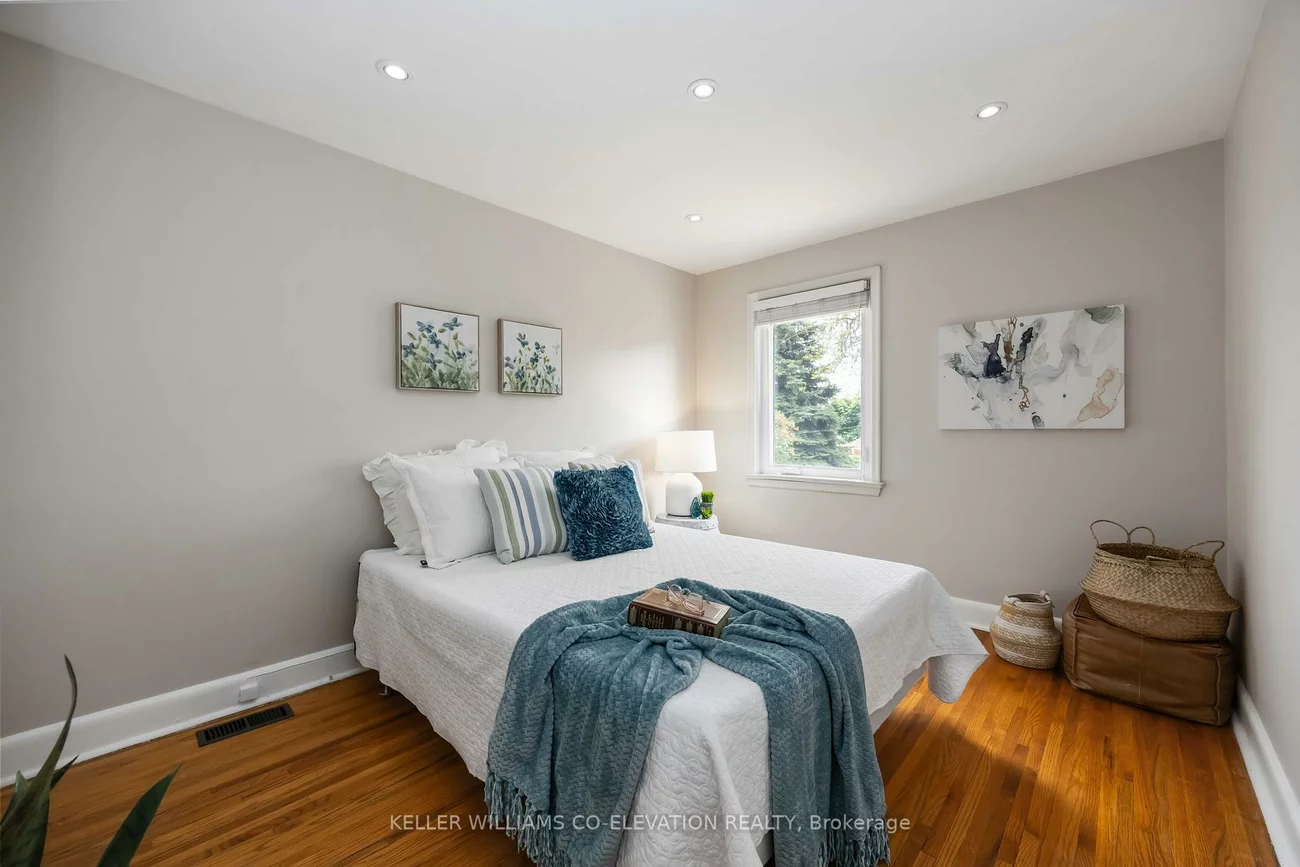 383, Rimilton, Alderwood, Toronto