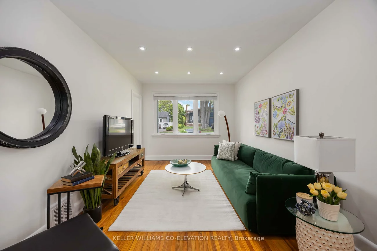 383, Rimilton, Alderwood, Toronto