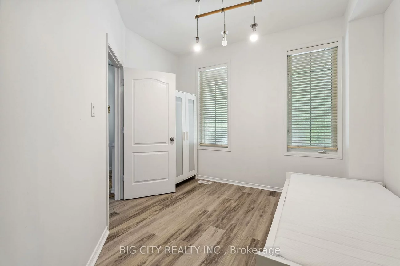 31, Haynes, York University Heights, Toronto