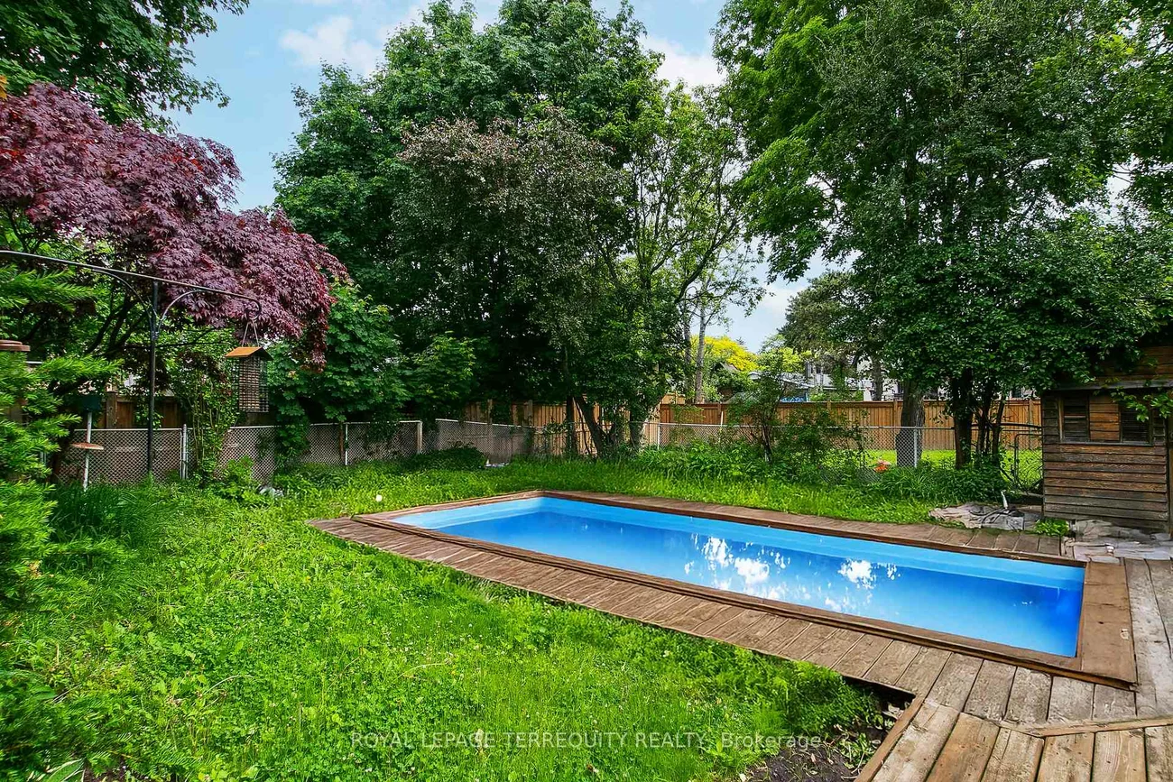 142, Verobeach, Humbermede, Toronto