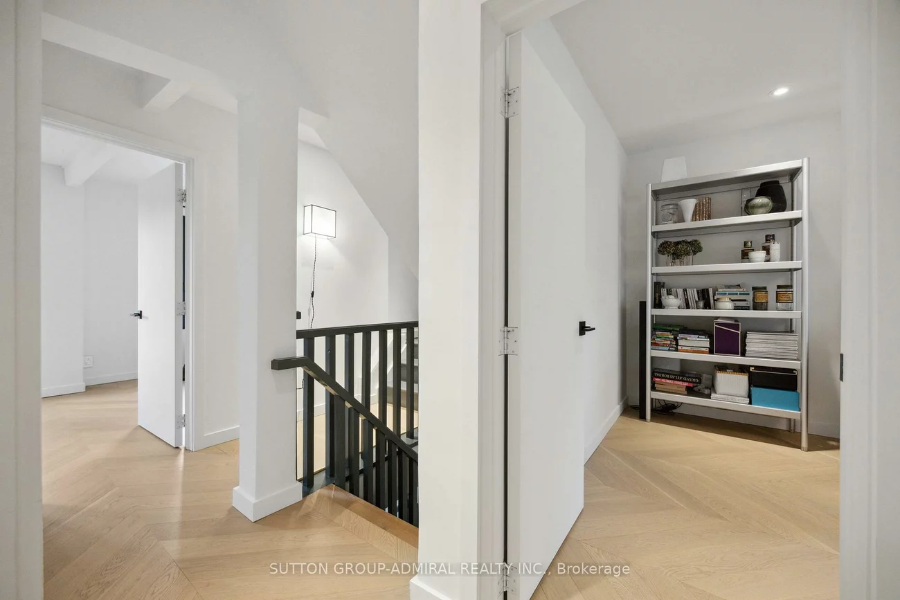 427, Annette, High Park North, Toronto