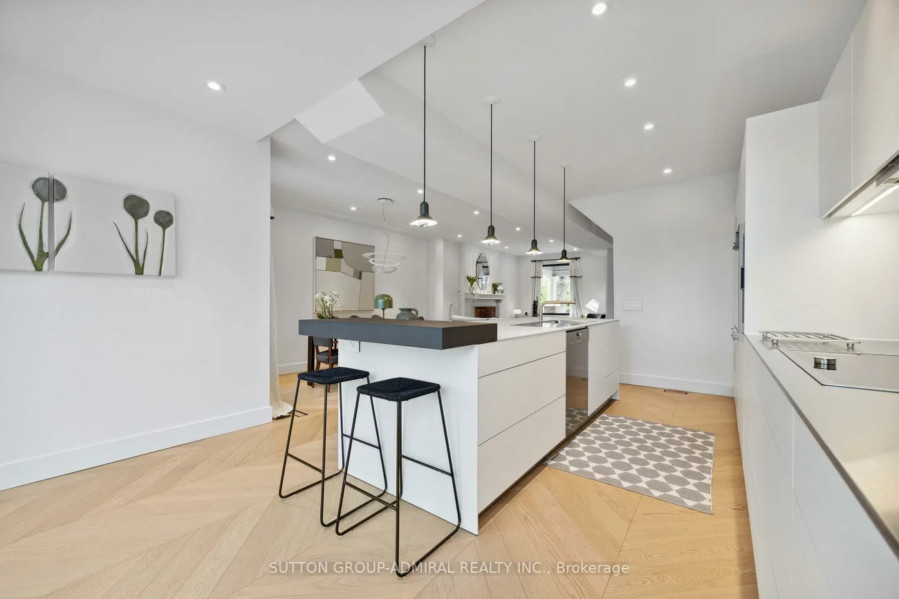 427, Annette, High Park North, Toronto