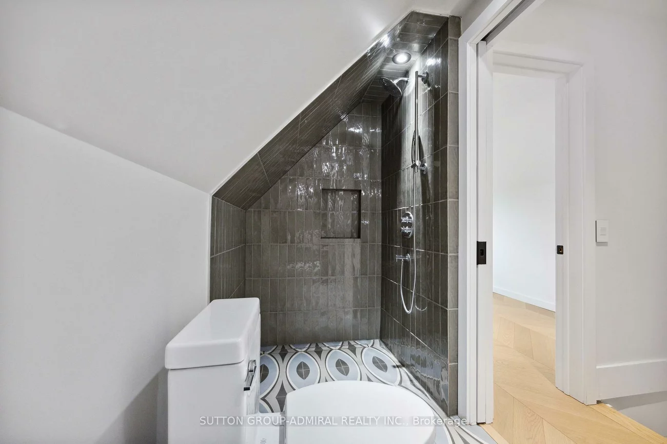 427, Annette, High Park North, Toronto