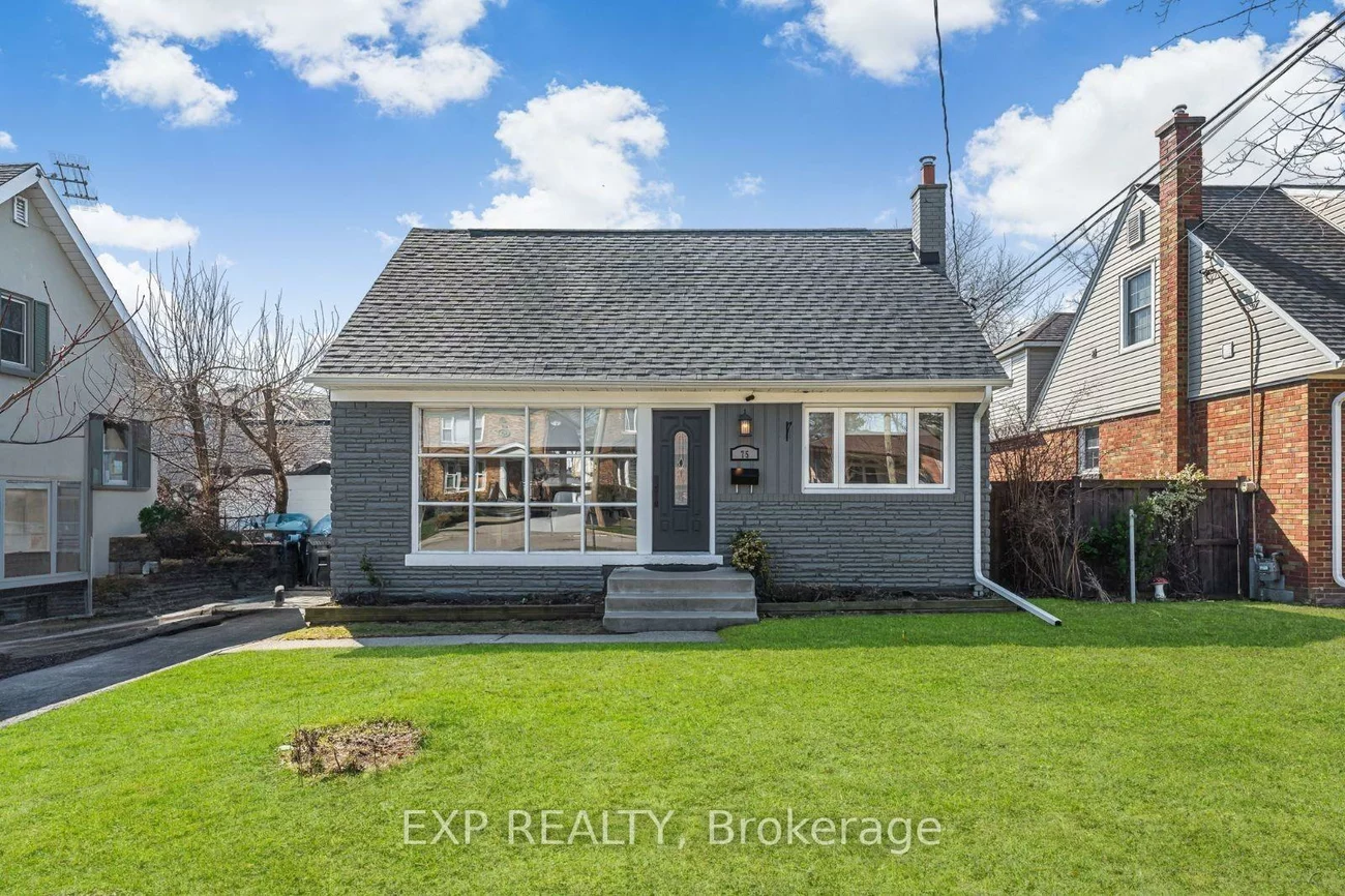 75, Alder, Long Branch, Toronto
