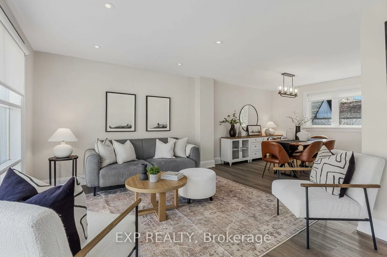 75, Alder, Long Branch, Toronto