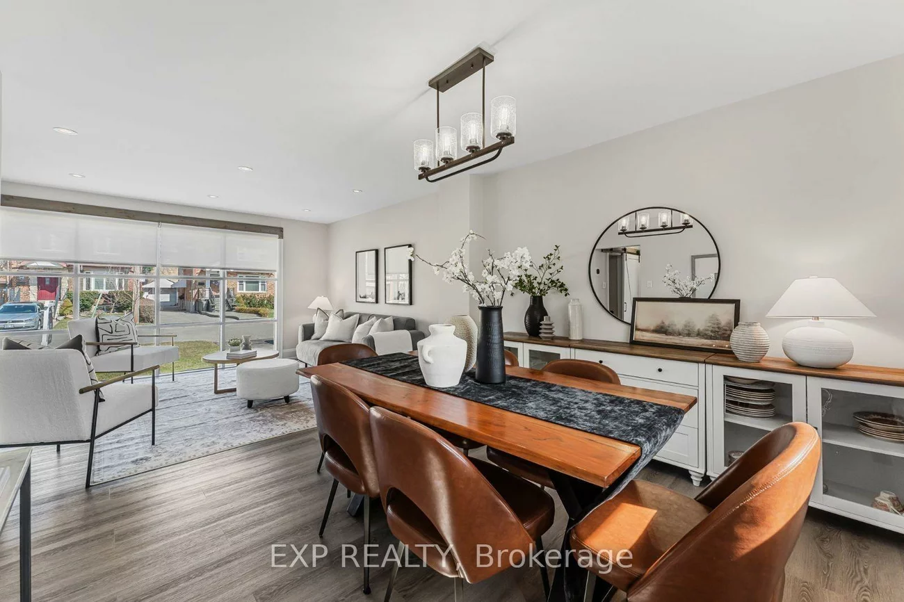 75, Alder, Long Branch, Toronto
