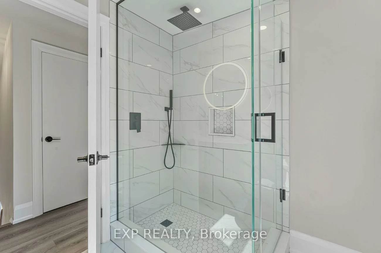 75, Alder, Long Branch, Toronto