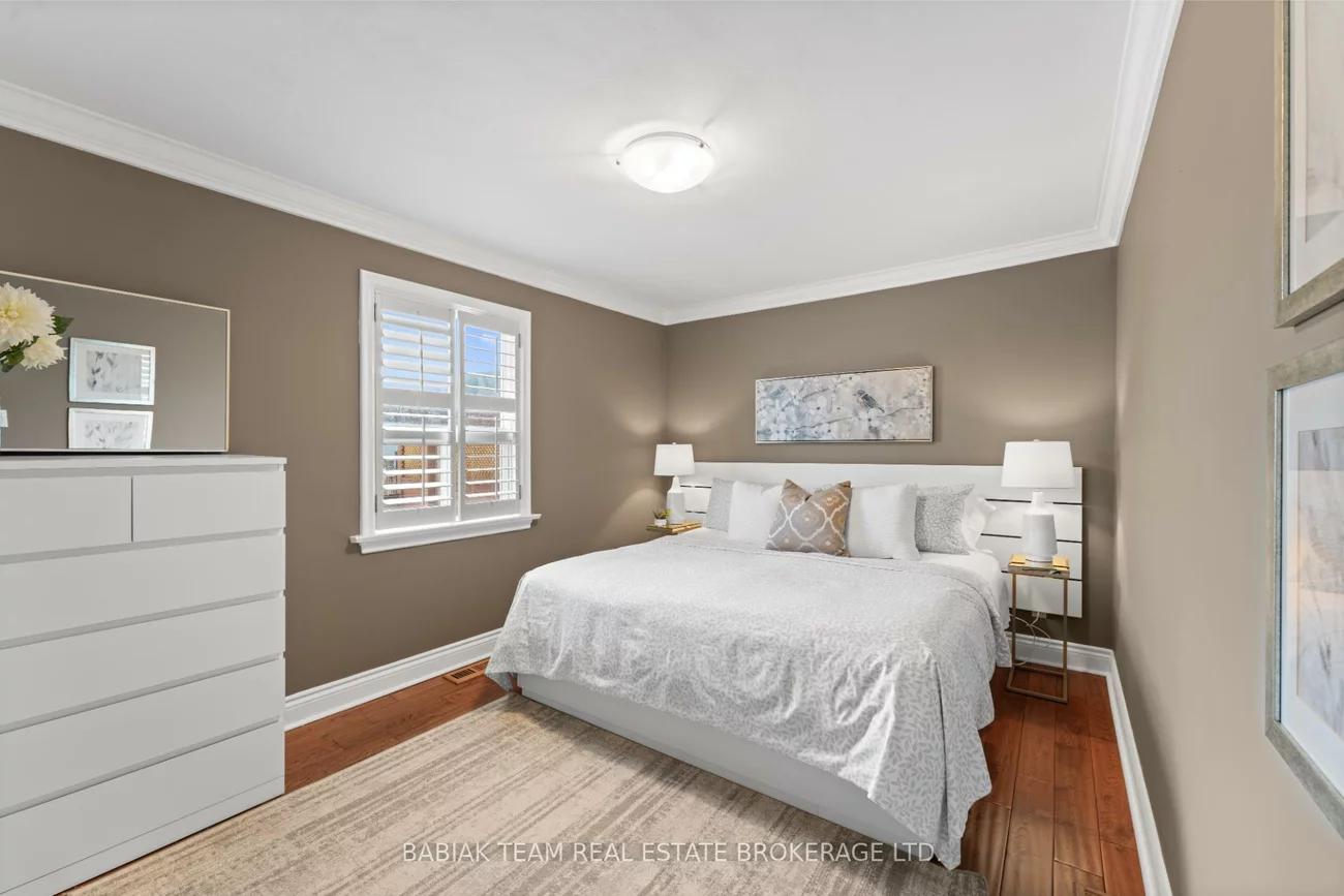6, Nagel, Downsview-Roding-CFB, Toronto
