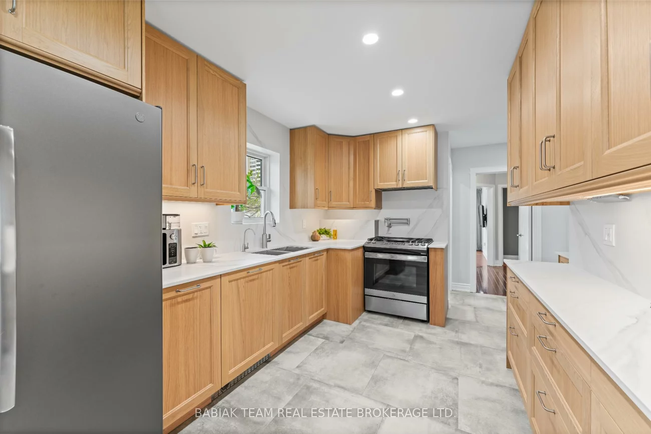 6, Nagel, Downsview-Roding-CFB, Toronto