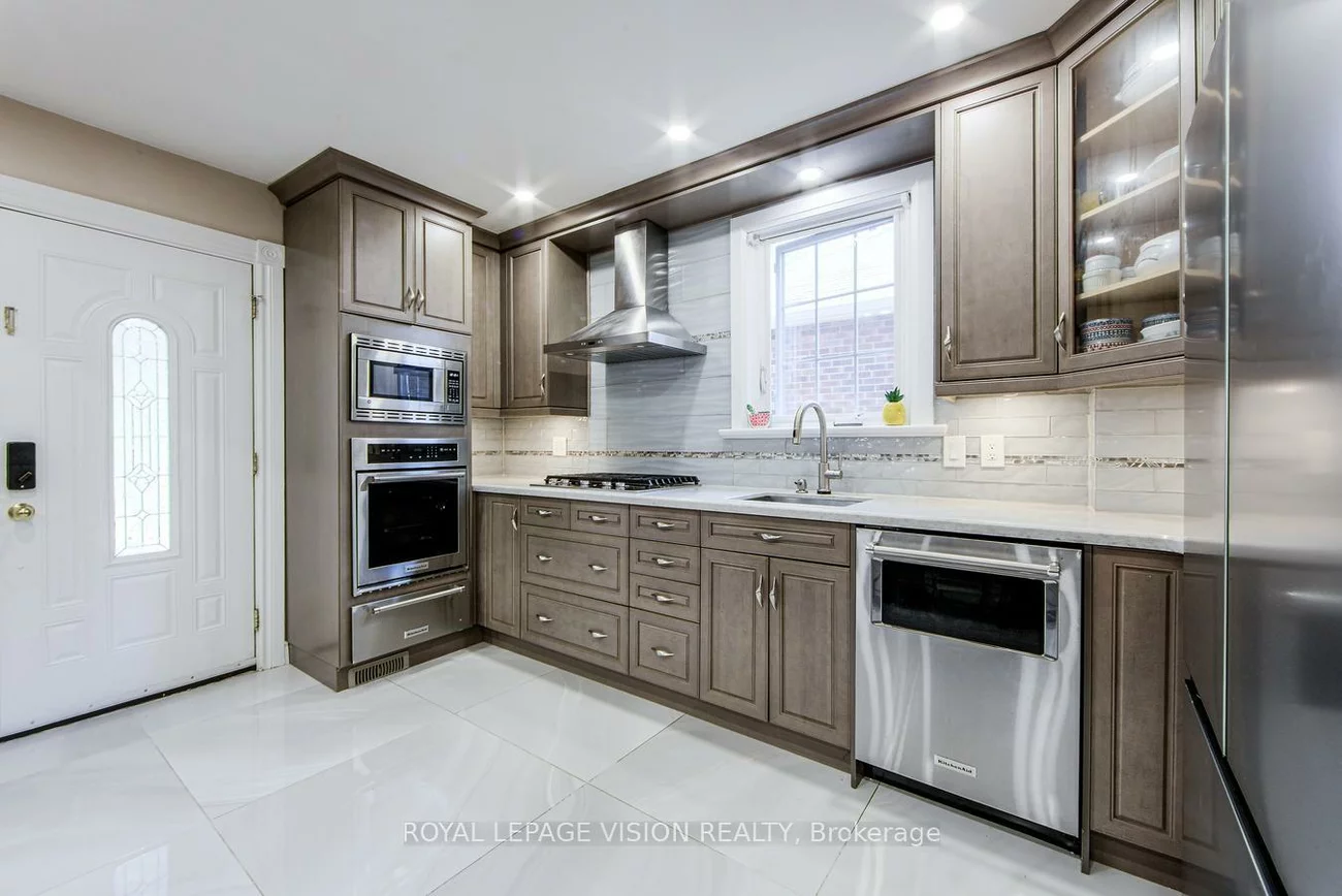 79, Foxwell, Rockcliffe-Smythe, Toronto